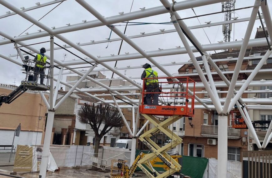 Anuncio Urgente: Redirección de Tráfico en la Calle Veracruz Debido a Obras de Microclima en la Plaza del Mercado