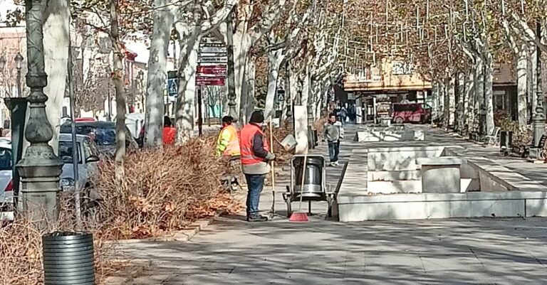 Ayuntamiento Lanza Innovador Servicio de Limpieza ‘Brigadas de Limpieza’ con Inclusión de Fines de Semana