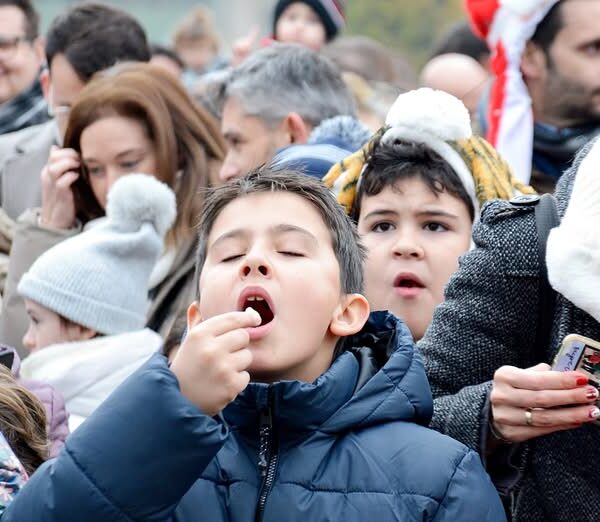 Festival de Teatro, Música y Humor para Familias Engalana la Plaza de España Gracias a la Concejalía
