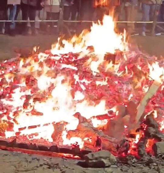 Inflamando Tradiciones: el Renacimiento del Orgullo de Tomelloso con la Hoguera de San Antón