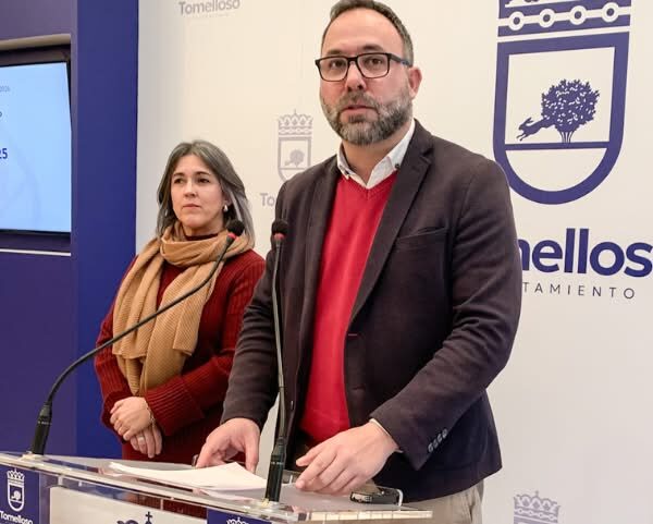 Navarro enfatiza la estabilidad financiera, atención ciudadana y mejoras en servicios como fundamentos de su administración municipal para el 2025