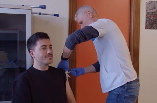 Nueva campaña de vacunación contra la gripe sin necesidad de cita previa en 16 centros de Castilla-La Mancha.