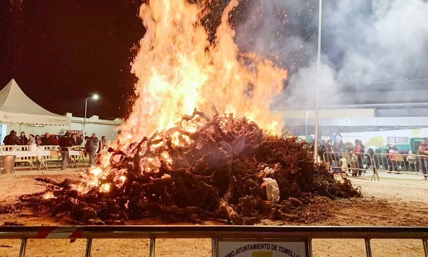 Publicación de Normativas Municipales para el Encendido de Hogueras de San Antón: Viable a partir del 16 de Enero desde las 4PM