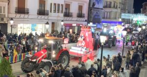 Tomelloso Desafía el Frío: Da una Cálida Bienvenida a los Reyes Magos en una Cabalgata Multitudinaria