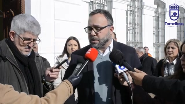 arro, Alcalde, Expresa Condolencias y Solidaridad a Familias de Víctimas en Accidente Ferroviario