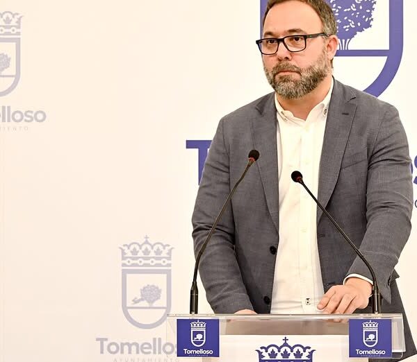 Alcalde Navarro insta al Gobierno Regional a cumplir promesa de proveer una unidad de hemodiálisis al hospital local