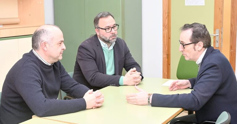 Alcalde inspecciona esta mañana personalmente los daños en IES Alto Guadiana