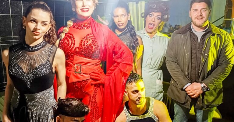 Bibi Malone Triunfa Nuevamente en el Palacio de Carnaval con Impresionante Espectáculo este Martes