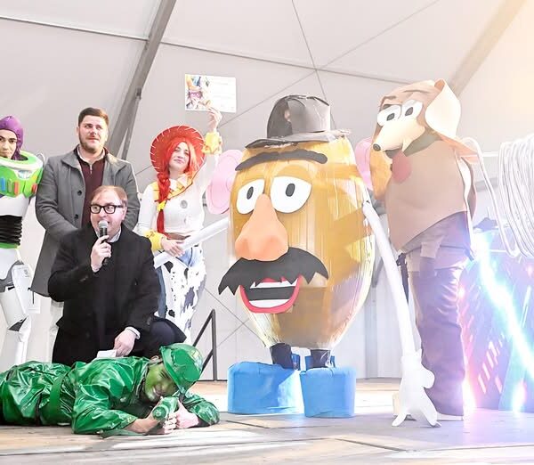 El Carnaval de Tomelloso se Viste de Color y Risas con su Concurso Local de Máscara Espontánea