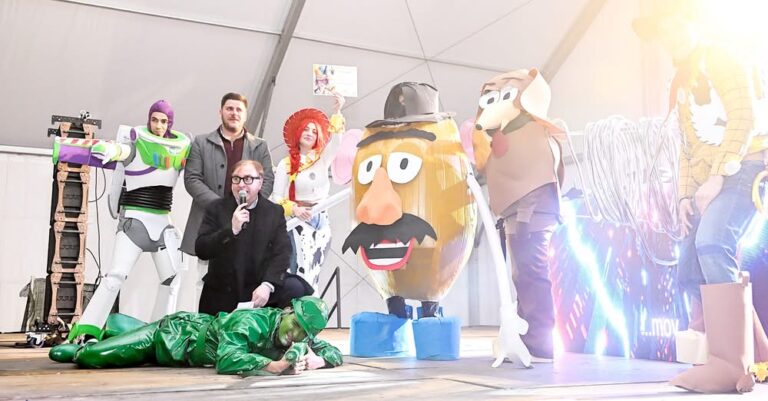 El Carnaval de Tomelloso se Viste de Color y Risas con su Concurso Local de Máscara Espontánea