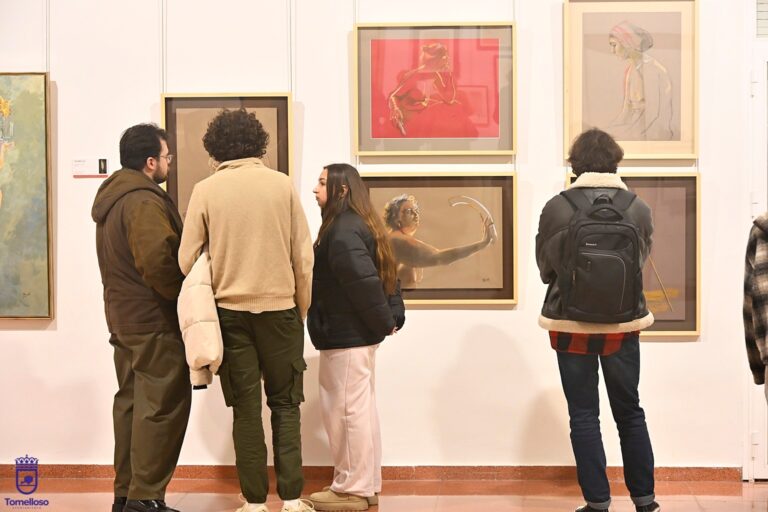 Exposición ‘Referentes’: Nuevas fotos añadidas al álbum por el Ayuntamiento de Tomelloso – Edición Jueves al Desnudo