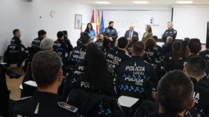 Inician los cursos de ascenso a categorías superiores en la Policía Local con la participación de 38 alumnos.