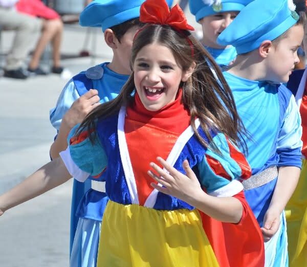 XXXIX Desfile Escolar de Carnaval de Interés Turístico Regional: A Celebrarse este Domingo 15 de Febrero con Participación Masiva
