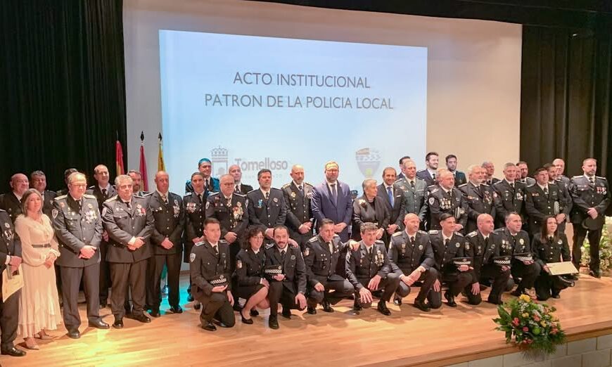 Alcalde Javier Navarro Refuerza su Apoyo a la Policía Local en el Día de su Patrón, el Santo Ángel de la Guarda