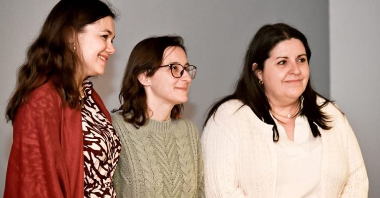 «Descubriendo a las Mujeres Romanas»: Conferencia Arqueológica Acogida por la Biblioteca Municipal