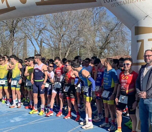 El XXXIV Duatlón Ciudad de Tomelloso bate récord con 150 atletas participantes, incluyendo 30 mujeres – Adrián Salto destaca entre los competidores
