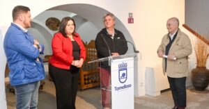 Inauguración de la Exposición de Semana Santa en la Posada de los Portales por la Junta de Cofradías y Hermandad este Martes