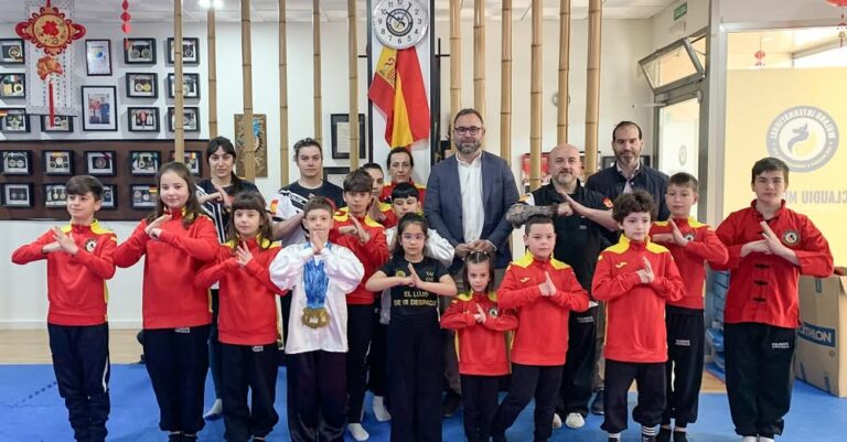 Javier Navarro celebra los triunfos de la Escuela Wu-Lang Tomelloso y reconoce la destacada contribución del Maestro Claudiu Mihaila en competiciones nacionales e internacionales
