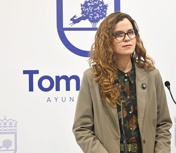 La Concejal Socialista, Nazareth Rodrigo, Justifica Su Ausencia en el Pleno por Su Participación en un Acto Europeo Sobre Relevo Generacional