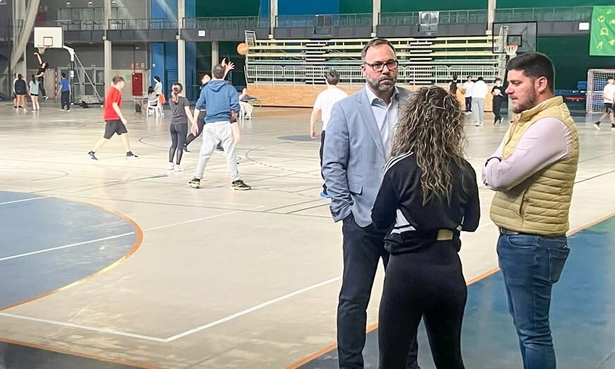 250 Estudiantes de Bachillerato Competen en la Olimpiada de Deportes Colectivos en la Ciudad Deportiva