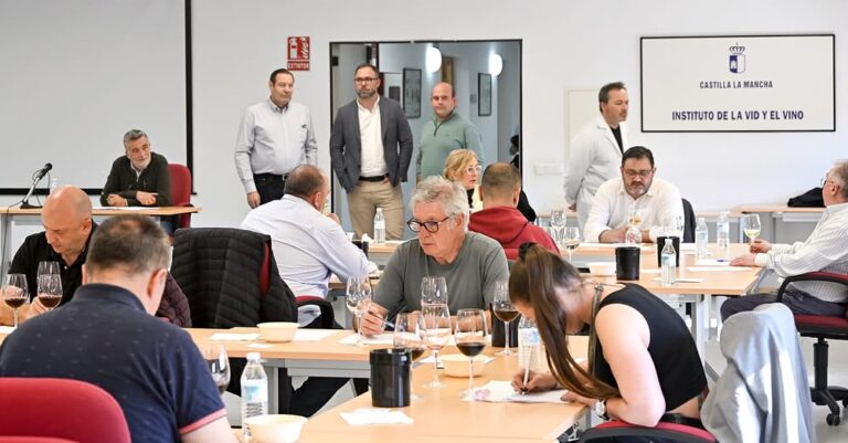 Celebración del XIX Concurso Regional de Calidad de Vino “Premios Bombo” en Castilla-La Mancha por la Hermandad de San Isidro