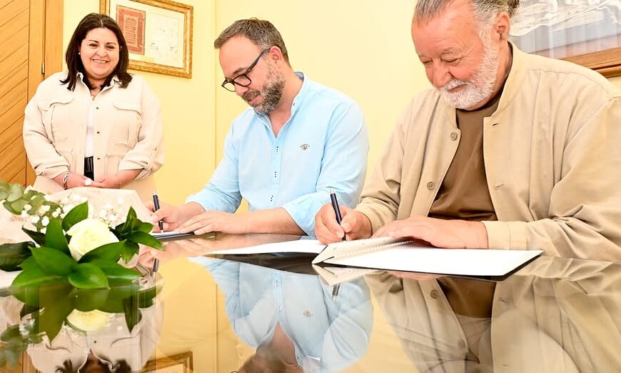 Día del Libro en Tomelloso: El legado de Dionisio Cañas es entregado a la Biblioteca Municipal