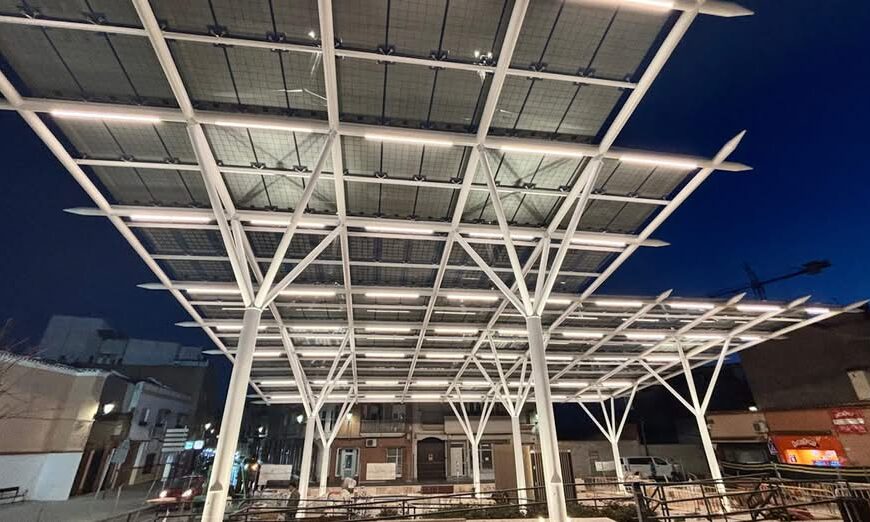 Finalización Inminente del Proyecto de Microclima Exterior en el Mercado de Abastos: Acceso Principal se Reabre Este Jueves Santo Tras Incendio Nocturno