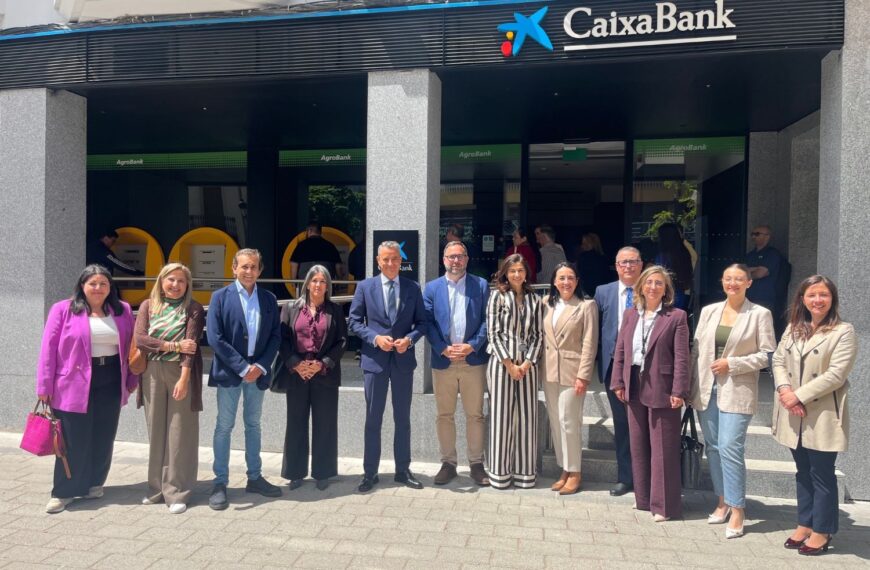 CaixaBank abre una nueva oficina modelo Store en Tomelloso
