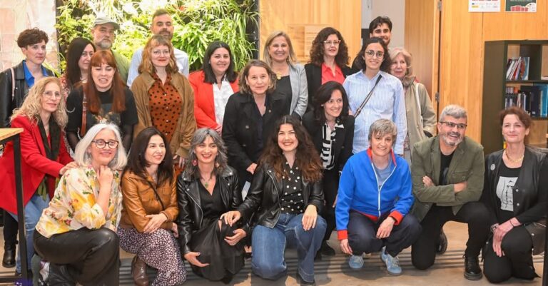 Inés Losa, Concejala de Cultura, felicita al colectivo Alalimón por su hermosa propuesta que destaca todo el valor del arte
