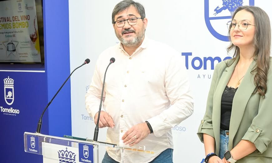 Rocío Valentín resalta el respaldo del Ayuntamiento a un evento de promoción y divulgación para realzar la calidad de la ciudad