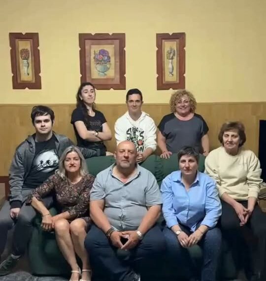 Teatro Tomillo presenta ‘Votemos’: Una Experiencia Cultural Inédita este Domingo en el Teatro Municipal ‘Marcelo Grande’ de Tomelloso