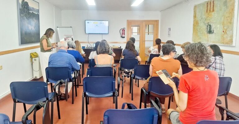 Éxito Rotundo en la Finalización del Curso ‘Competencias Digitales Básicas’ en el Centro de la Mujer de Tomelloso