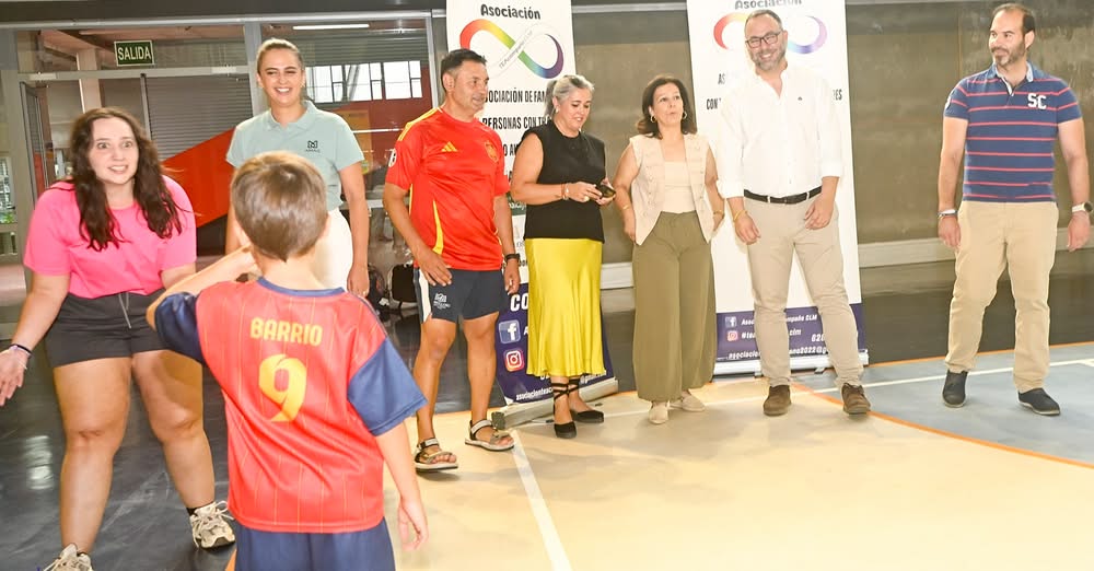 El Ayuntamiento de Tomelloso y TEAcompaño CLM Promueven Programas Deportivos Inclusivos Este Verano