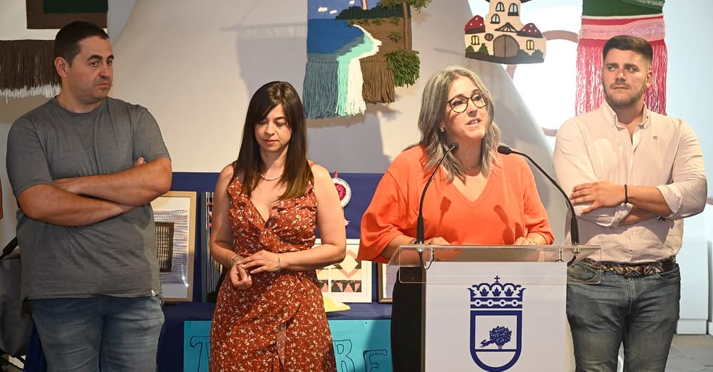 Exhibición en la Posada de los Portales: 400 participantes presentan sus obras de los talleres de Acción Comunitaria