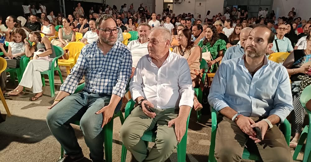 Fiestas de Fin de Semana en el Barrio José María del Moral: Alcalde Javier Navarro y Concejal Benjamín de Sebastián Confirmaron su Asistencia