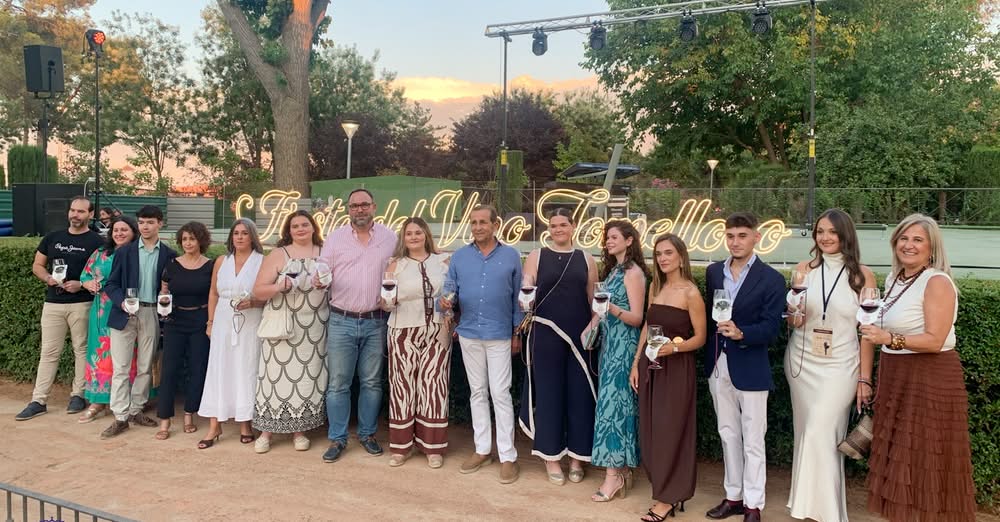 Alcalde inaugura la XIV Fiesta del Vino de Tomelloso, celebrando tradición vitivinícola y excelencia de sus bodegas