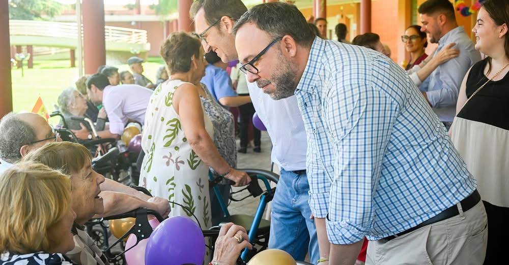 El Alcalde Destaca el Protagonismo de los Mayores en la Próxima Feria y Fiestas de Residencial Elder