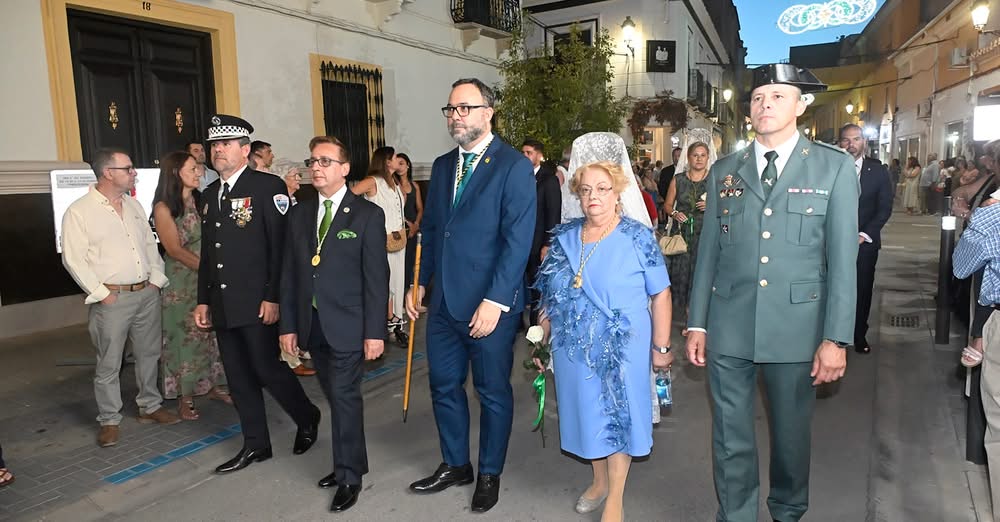 Vecinos de Tomelloso Muestran Fe y Devoción en la Celebración de la Festividad de la Virgen de las Viñas