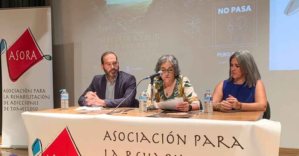 Asistencia Masiva en el Auditorio Lopez Torres para las Jornadas de ASORA Sobre Prevención de Adicciones: Un Mensaje de Superación y Esperanza