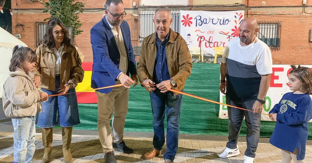 Festividades en Honor a la Patrona Arrancan en el Barrio del Pilar con Pregón de Víctor Manuel Ferrandis