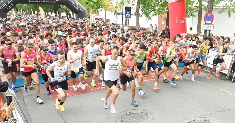 La 9ª Edición de la 10K Ciudad de Tomelloso: Un Evento de Récord con 1.050 Atletas y Lluvia Inesperada
